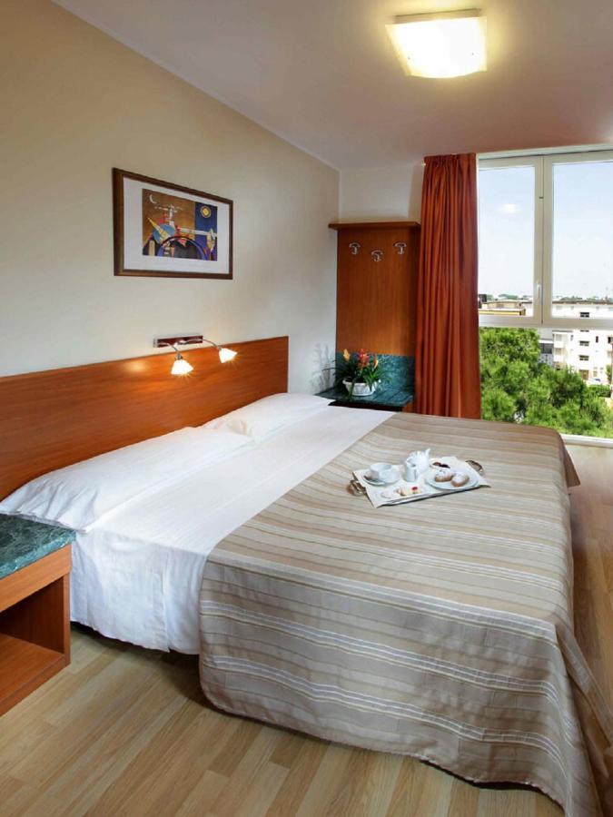Hotel Bembo Bibione Eksteriør billede
