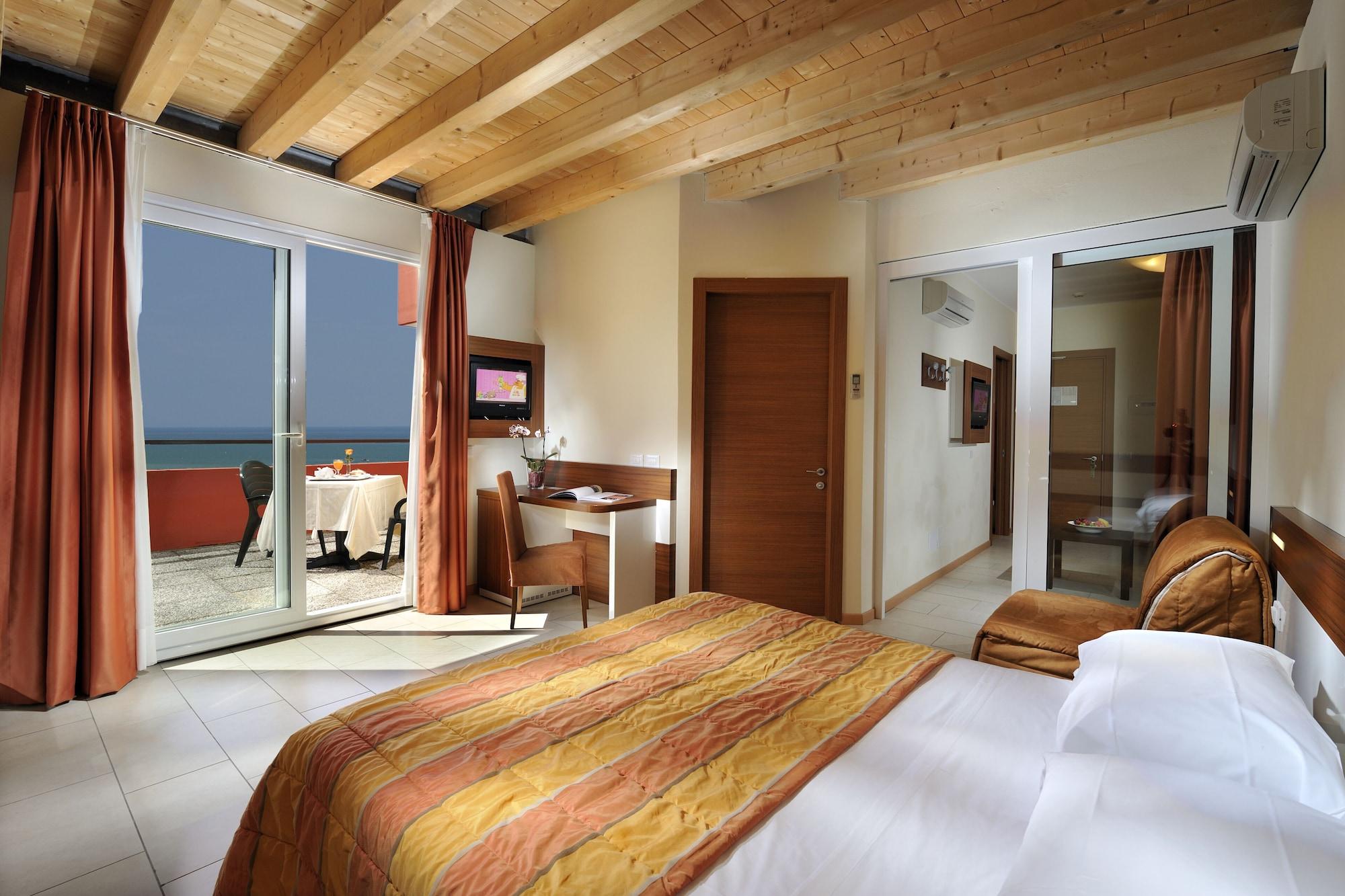 Hotel Bembo Bibione Eksteriør billede