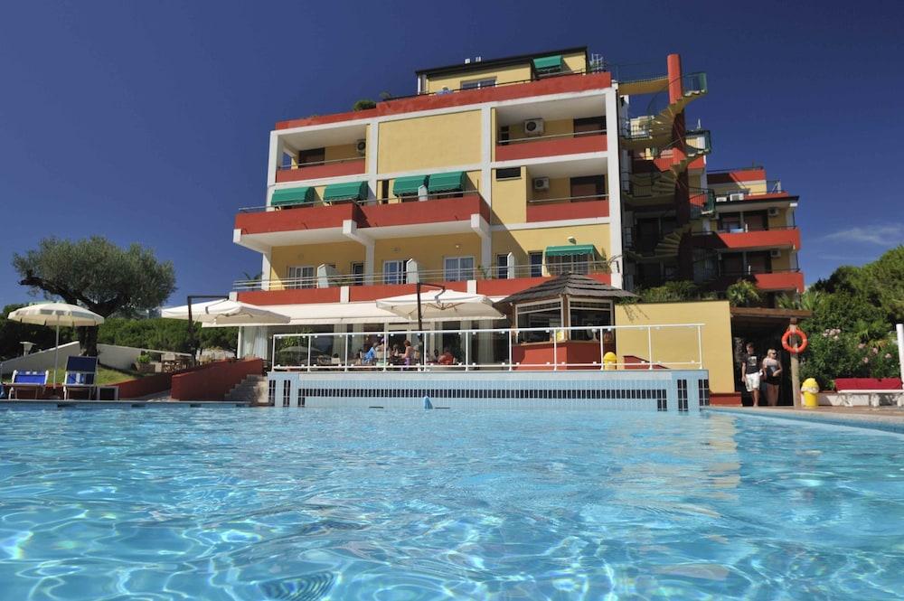 Hotel Bembo Bibione Eksteriør billede