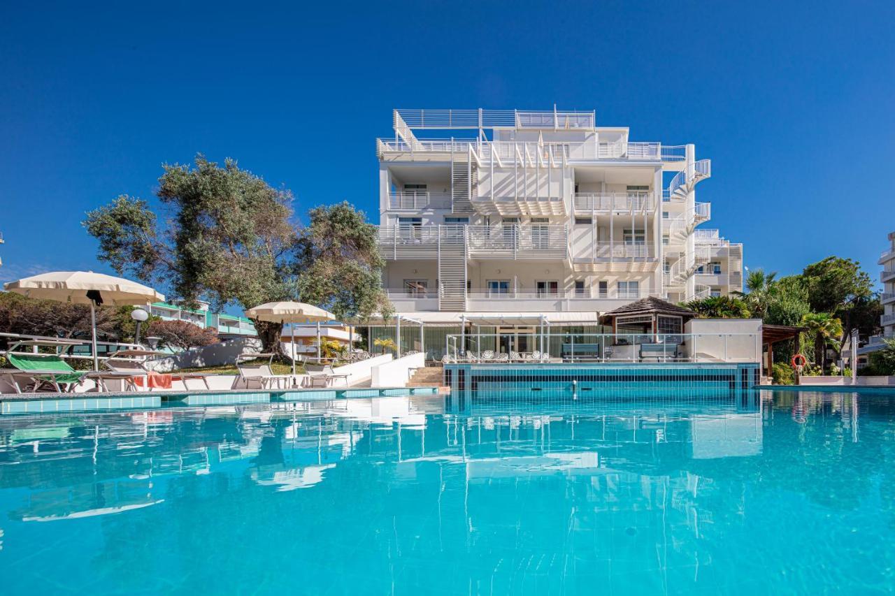 Hotel Bembo Bibione Eksteriør billede