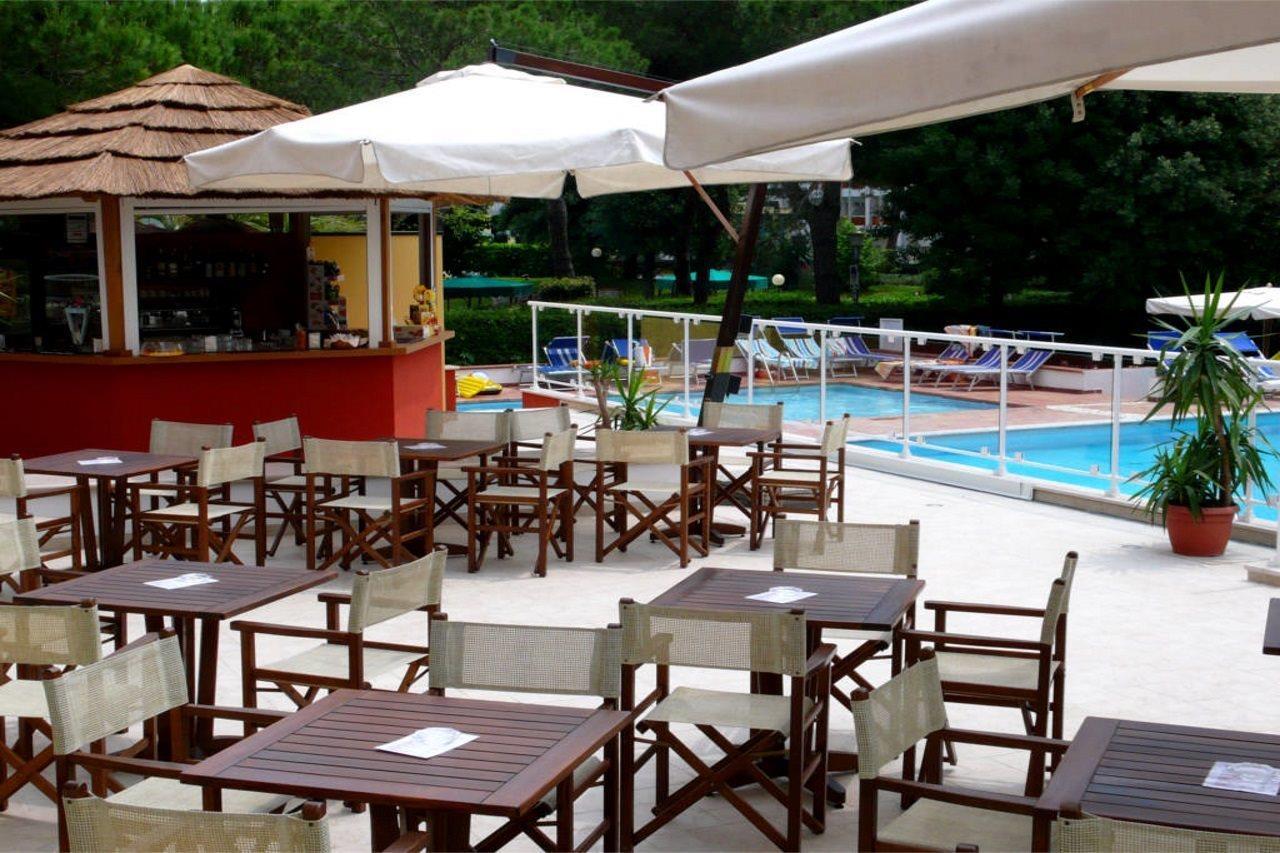 Hotel Bembo Bibione Eksteriør billede